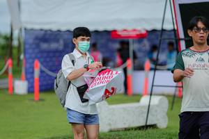 BIB: 
                            <button type="button" onclick="openModal(26528175)" class="btn btn-primary btn-sm float-right btn-popup" data-toggle="modal" data-target=".modal-high-quality">
                        <i class="fas fa-shopping-cart"></i> Add to Cart
                    </button>
                                            <button type="button" onclick="isThisMe(26528175, true)" class="btn btn-success btn-sm float-right btn-popup btn-isme hidden" data-toggle="tooltip" data-placement="bottom" title="นี่คือรูปของคุณใช่ไหม คลิกที่นี่เพื่อเอาเข้าอัลบั้ม">
                        <i class="fas fa-plus"></i> Add to album
                    </button>
                    <button type="button" onclick="isThisMe(26528175, false)" class="btn btn-warning btn-sm float-right btn-popup btn-isnotme hidden">
                        <i class="fas fa-ban"></i> Remove from album
                    </button>